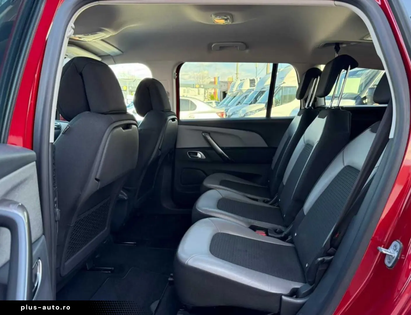 Citroen C4-Grand-Space-Tourer