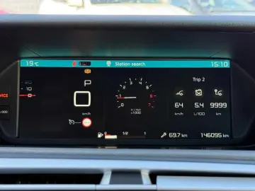 Citroen C4-Grand-Space-Tourer