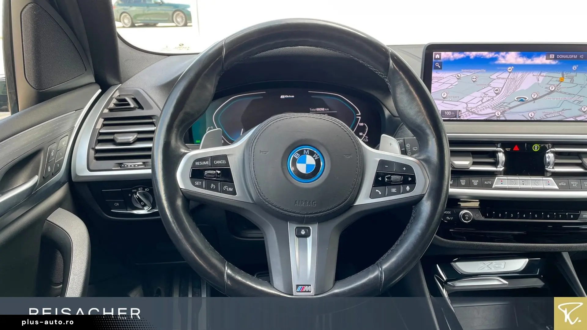 BMW X3 xDrive30e A M-Sport AHK LCPro HUD RFK PDC 20