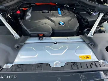 BMW X3 xDrive30e A M-Sport AHK LCPro HUD RFK PDC 20