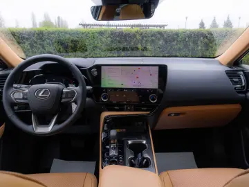 Lexus NX 450h  Executive Line E-FOUR