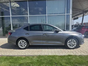 Skoda Octavia Selection 1.5TSI 115 CP Manual 6 Tr