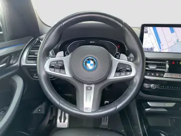 BMW X3 xDrive30e AT Navi Bluetooth PDC MP3 Schn.