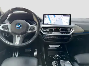 BMW X3 xDrive30e AT Navi Bluetooth PDC MP3 Schn.