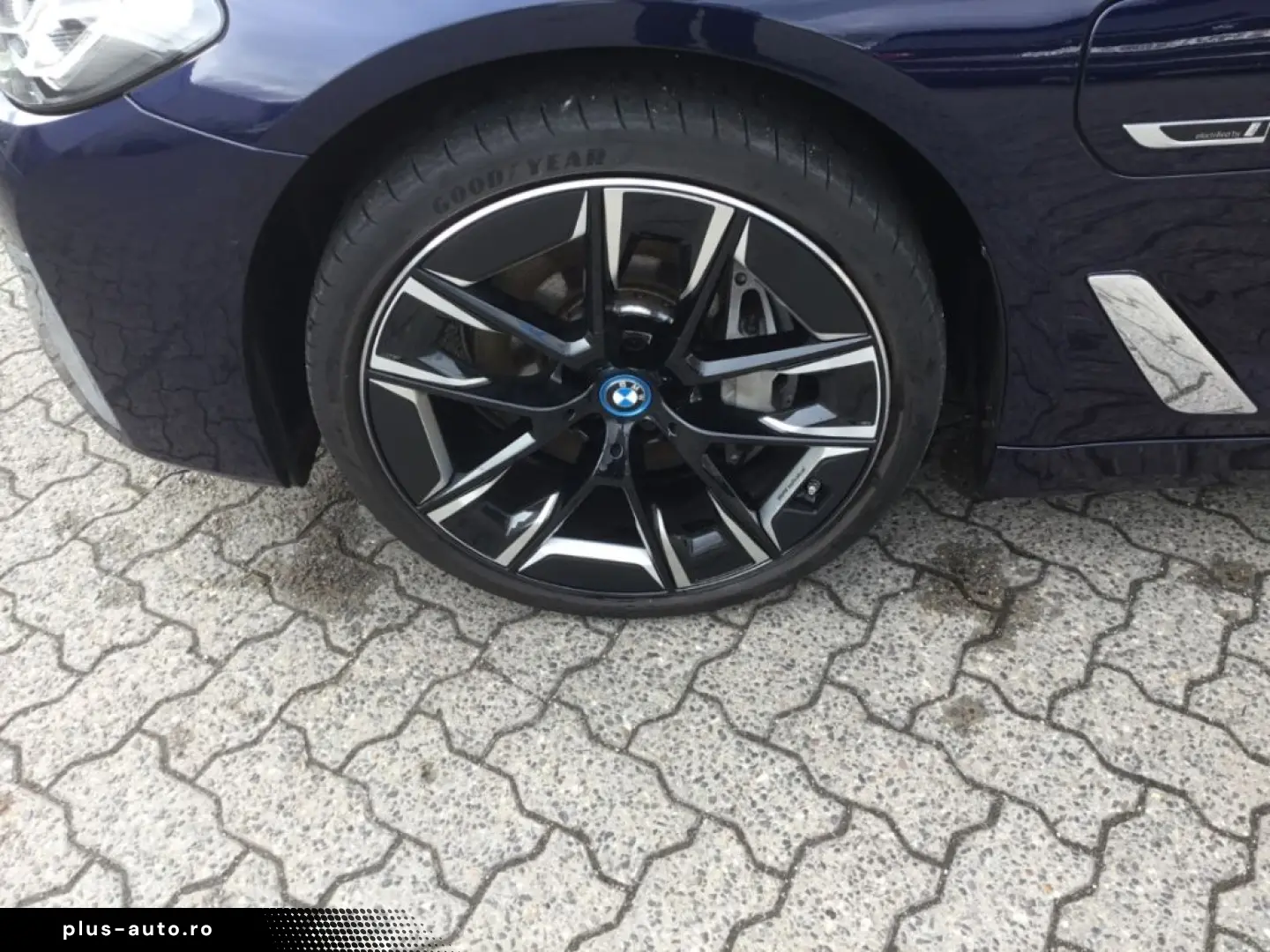 BMW 545 e xDrive HUD Navi Leder Memory Sitze Soundsy