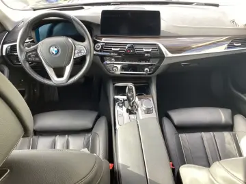 BMW 545 e xDrive HUD Navi Leder Memory Sitze Soundsy