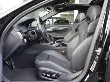 BMW 530 e M Sport Pro M Sitze 360 Head Distr H&K SD
