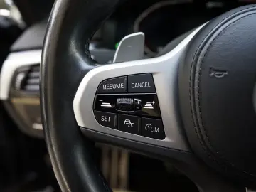 BMW 530 e M Sport Pro M Sitze 360 Head Distr H&K SD