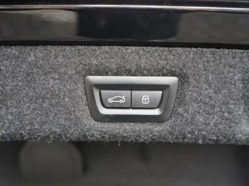 BMW 530 e M Sport Pro M Sitze 360 Head Distr H&K SD