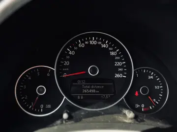 VOLKSWAGEN BEETLE   FAB 06.2012   1.6 DIESEL 105CP   EURO 5