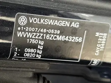 VOLKSWAGEN BEETLE   FAB 06.2012   1.6 DIESEL 105CP   EURO 5