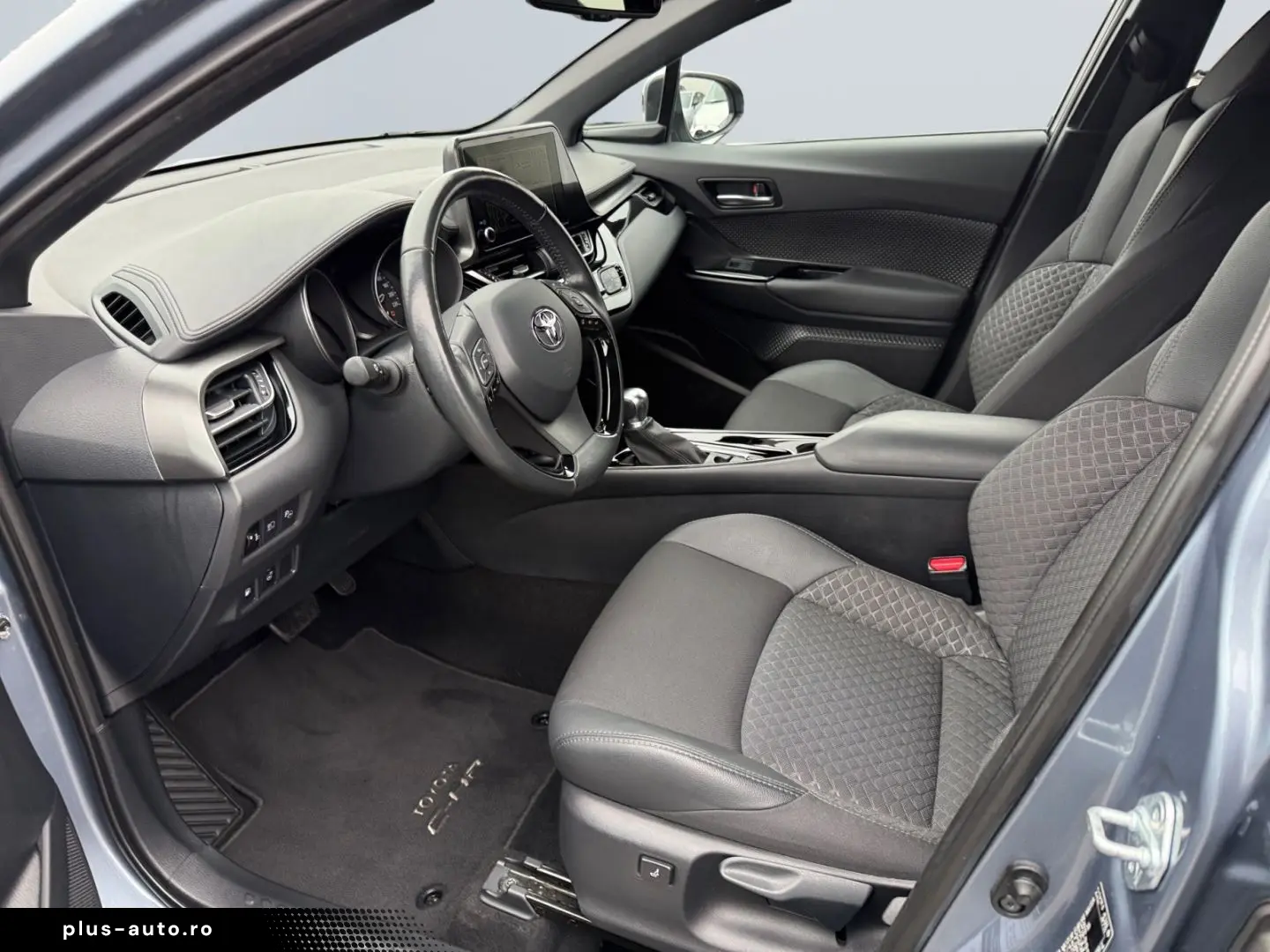 TOYOTA C-HR 2.0 Hybrid Team D