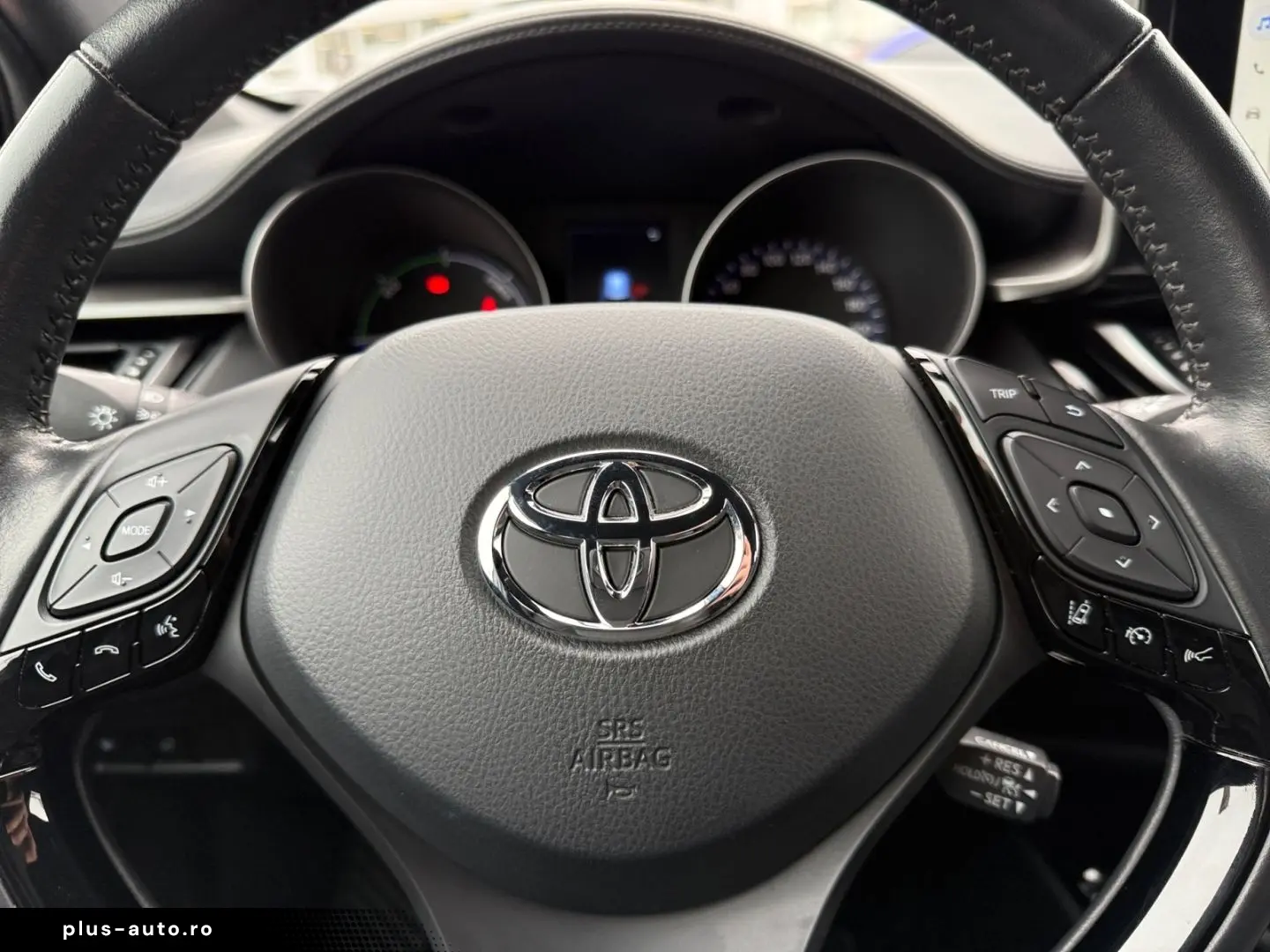 TOYOTA C-HR 2.0 Hybrid Team D