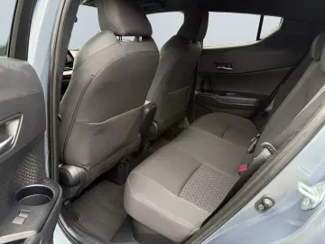 TOYOTA C-HR 2.0 Hybrid Team D