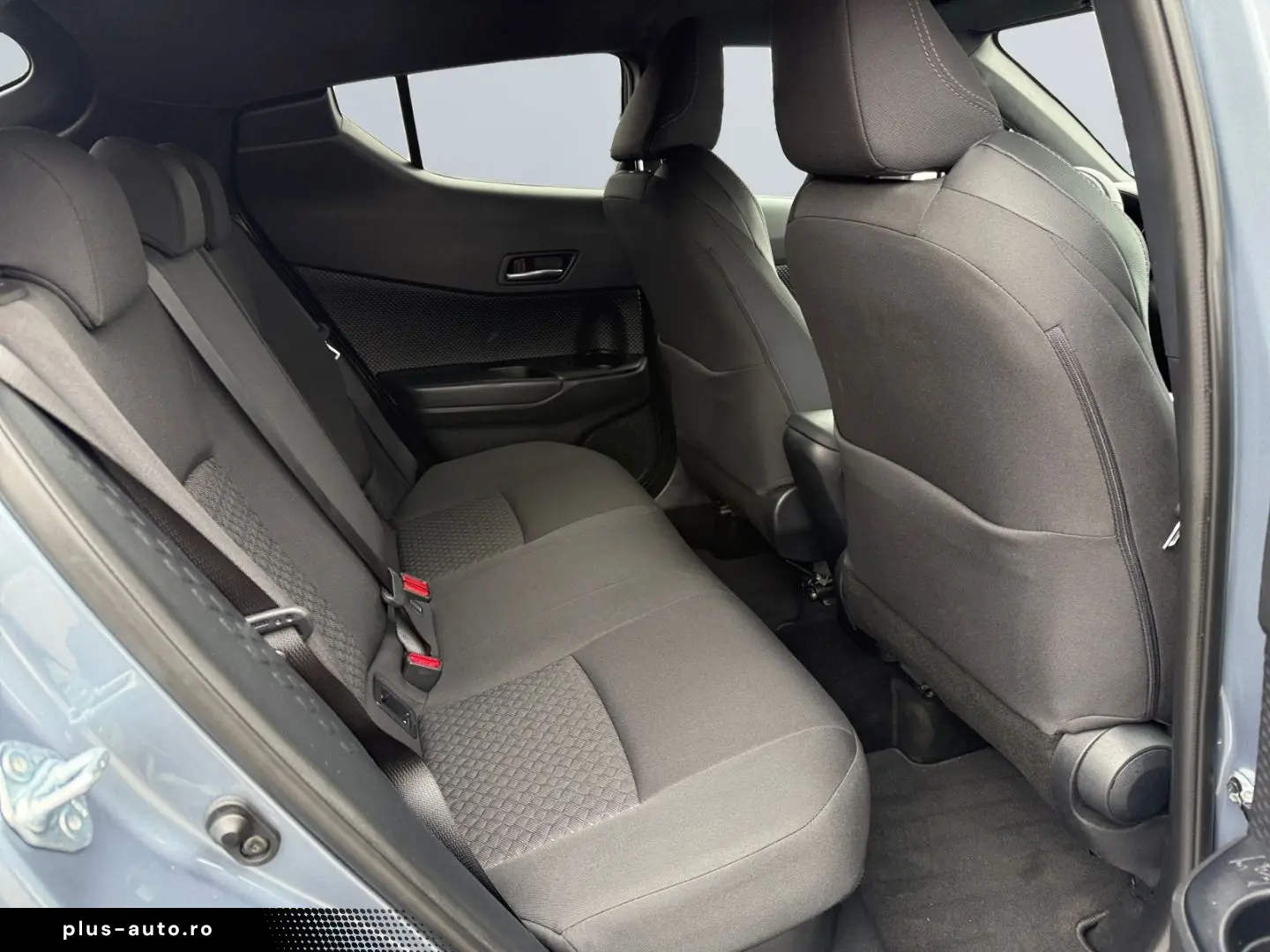 TOYOTA C-HR 2.0 Hybrid Team D