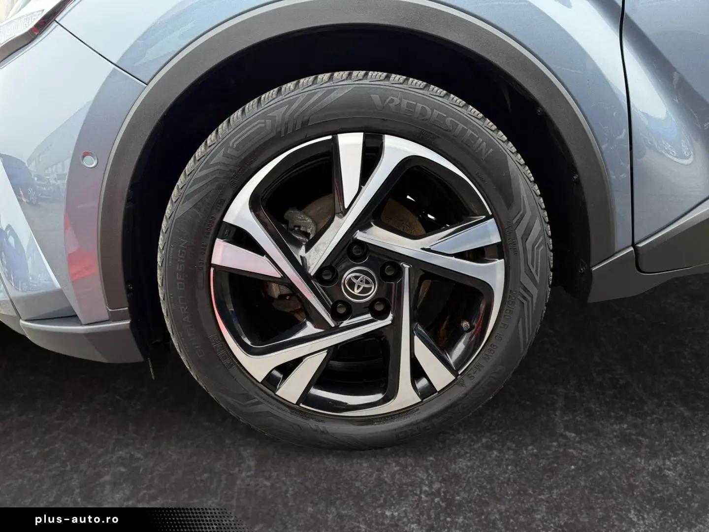 TOYOTA C-HR 2.0 Hybrid Team D