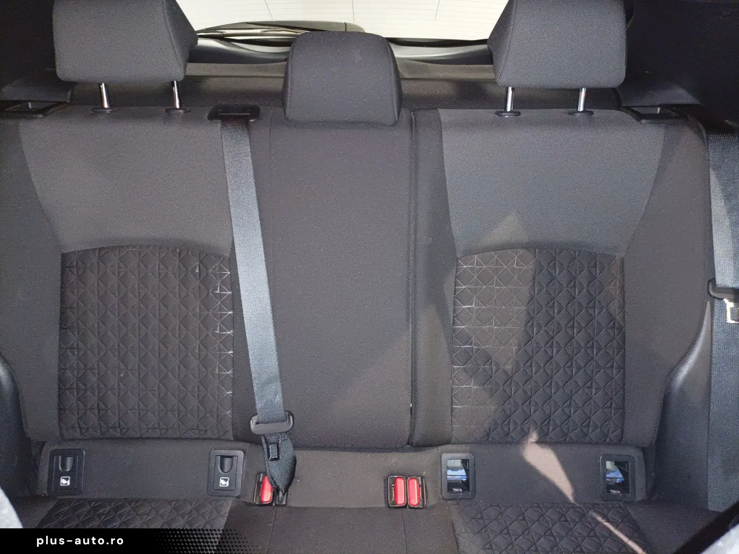 TOYOTA C-HR 2.0 Hybrid Team D