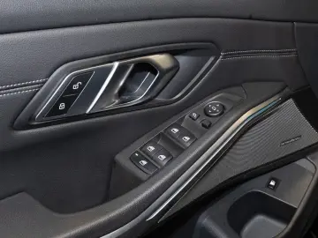 BMW 320e HK HiFi DAB ACC   Stop&Go Klimaaut. Shz