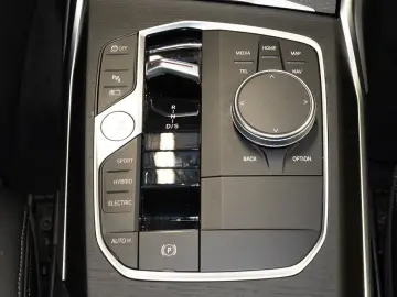 BMW 320e HK HiFi DAB ACC   Stop&Go Klimaaut. Shz