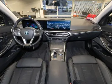 BMW 320e HK HiFi DAB ACC   Stop&Go Klimaaut. Shz