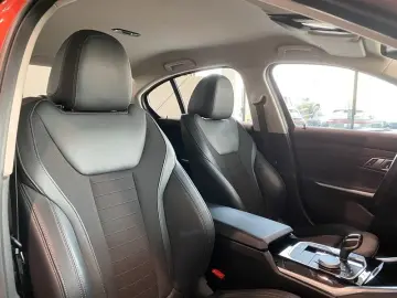 BMW 330e Lim SportLine Laser SurrView HUD AHK ACC