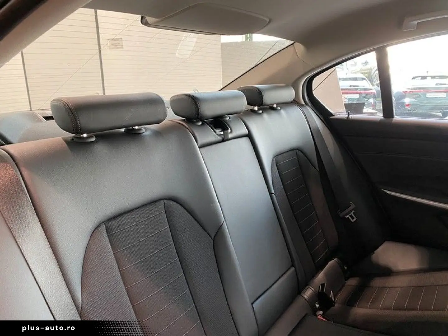 BMW 330e Lim SportLine Laser SurrView HUD AHK ACC