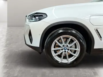BMW X3 xDrive30e