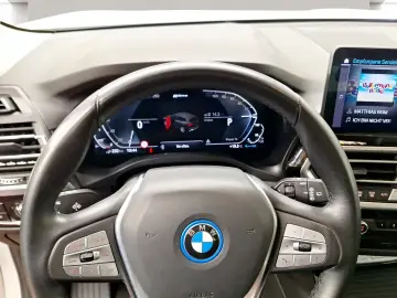 BMW X3 xDrive30e