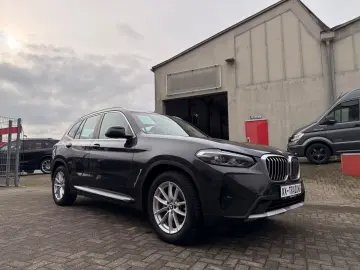 BMW X3 xDrive 20 d LEDER NAVI AUTOMATIK NEUES MODELL