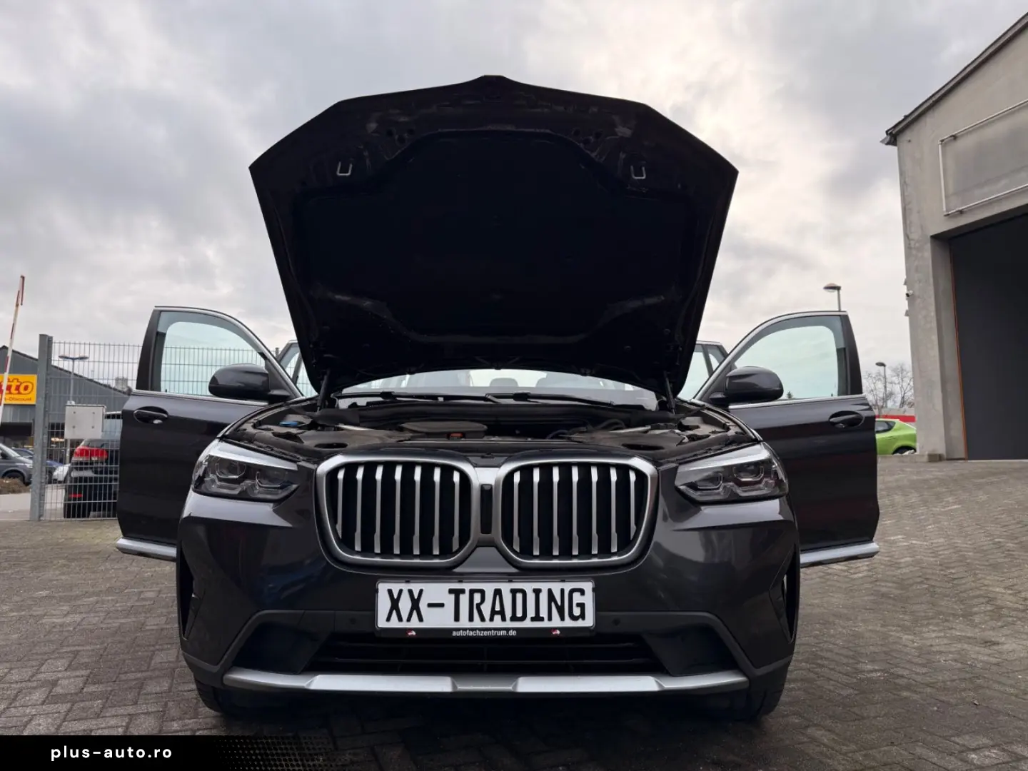 BMW X3 xDrive 20 d LEDER NAVI AUTOMATIK NEUES MODELL
