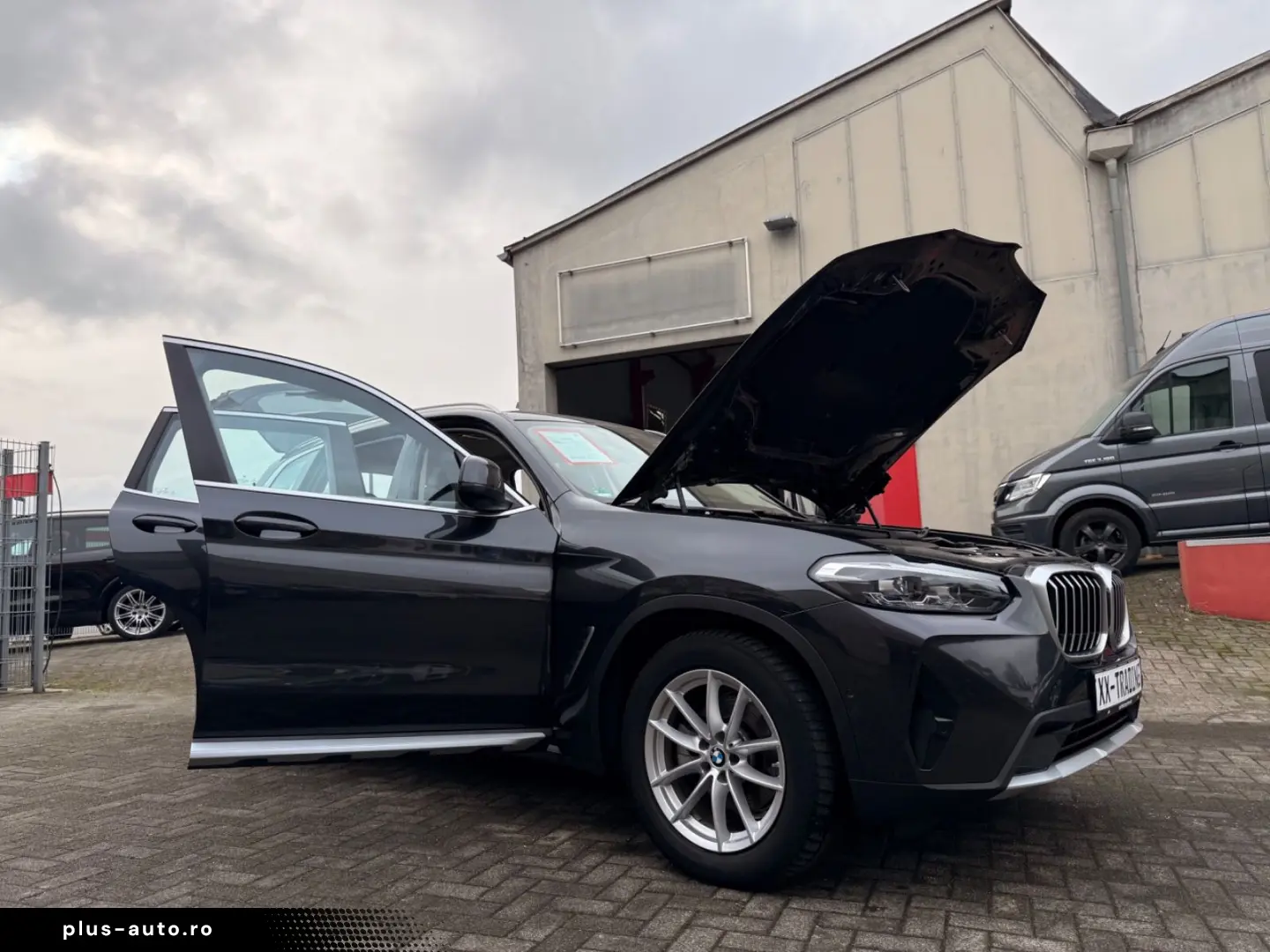 BMW X3 xDrive 20 d LEDER NAVI AUTOMATIK NEUES MODELL