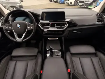 BMW X3 xDrive 20 d LEDER NAVI AUTOMATIK NEUES MODELL