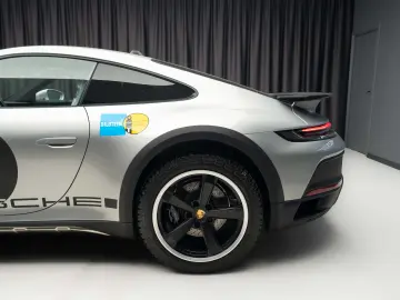 Porsche 992 911 Dakar