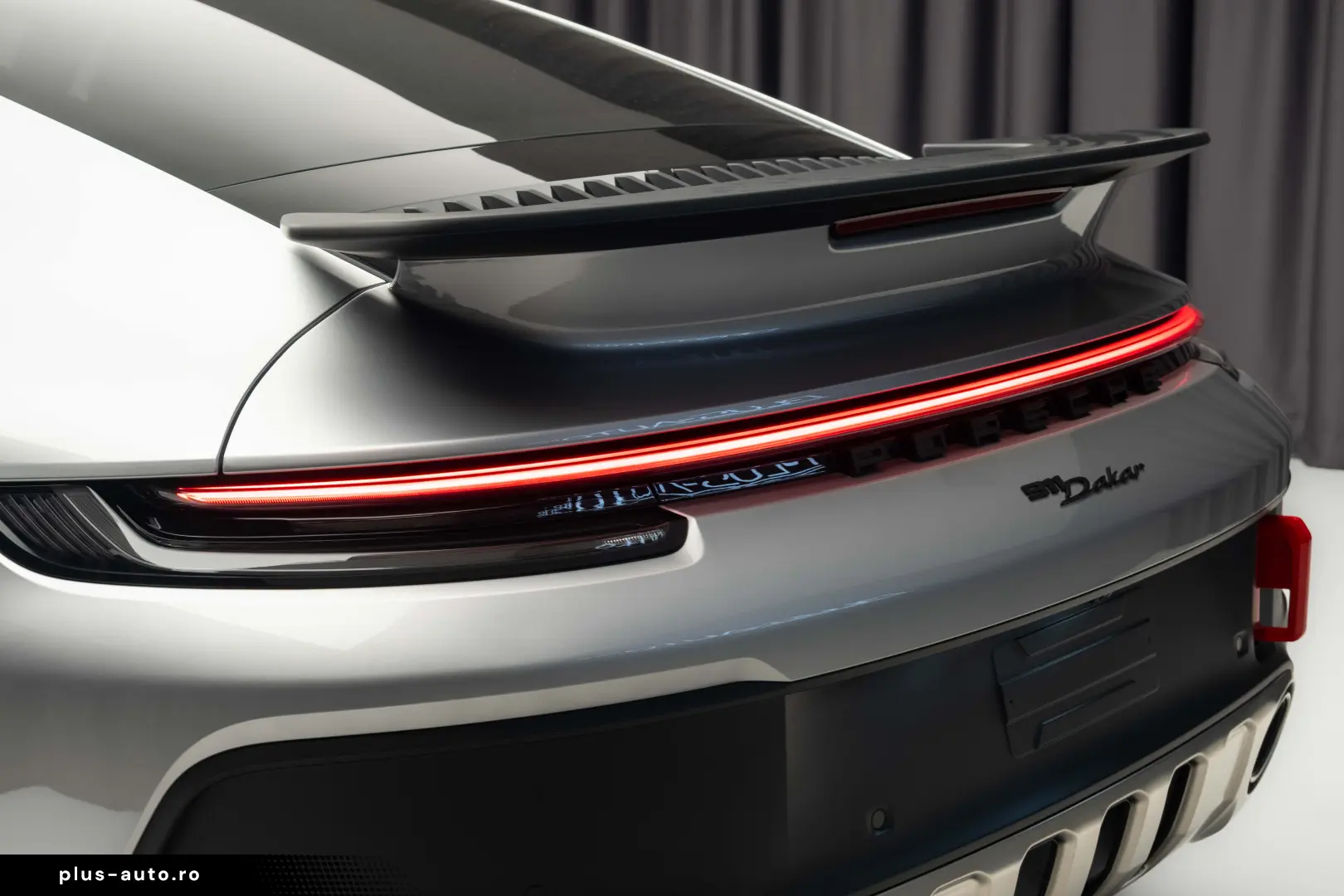 Porsche 992 911 Dakar