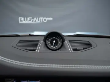 Porsche 992 911 Dakar