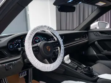 Porsche 992 911 Dakar