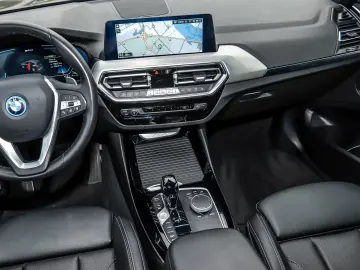 BMW X3 xDrive30e