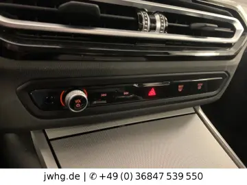 BMW 320 e Lim Facelift Widescreen Driving Ass DAB