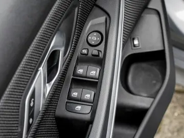 BMW 320e LED AHK DAB SHZ WIDESCREEN