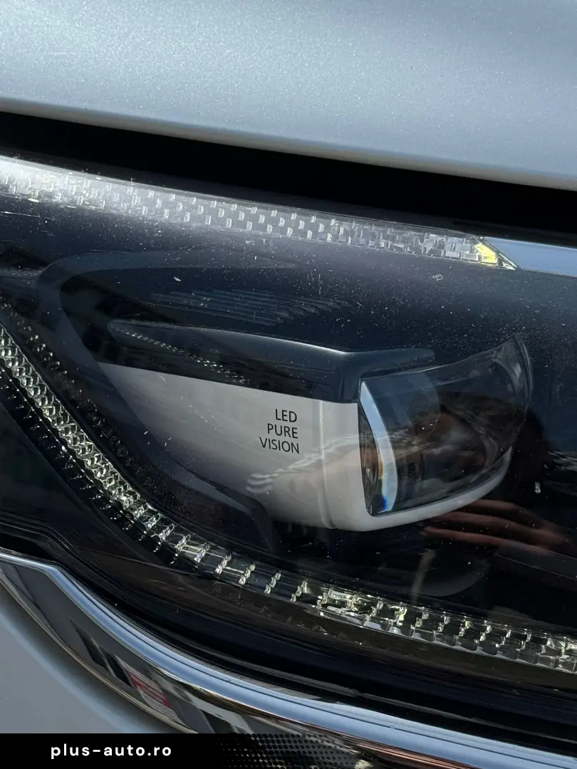 RENAULT ESPACE INITIALE PARIS