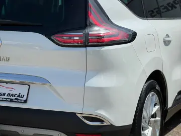 RENAULT ESPACE INITIALE PARIS