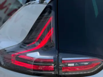 RENAULT ESPACE INITIALE PARIS