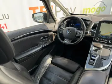 RENAULT ESPACE INITIALE PARIS