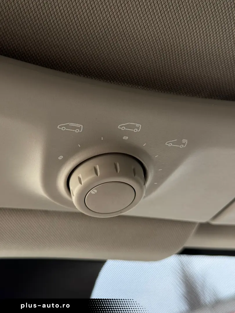 RENAULT ESPACE INITIALE PARIS