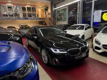 BMW 520d xDrive Luxury Line LASER LIVE-COCKPIT 1.HD