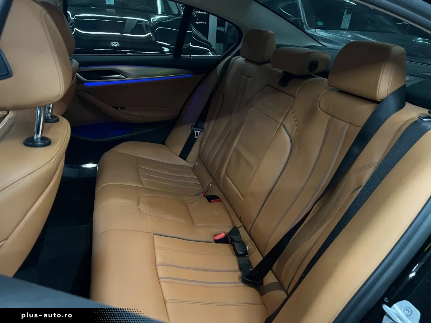 BMW 520d xDrive Luxury Line LASER LIVE-COCKPIT 1.HD