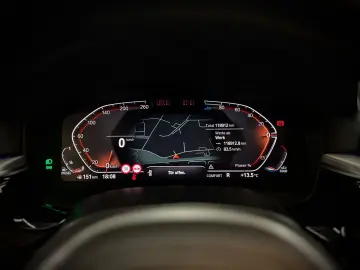 BMW 520d xDrive Luxury Line LASER LIVE-COCKPIT 1.HD