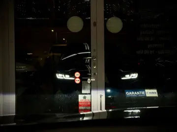 BMW 520d xDrive Luxury Line LASER LIVE-COCKPIT 1.HD