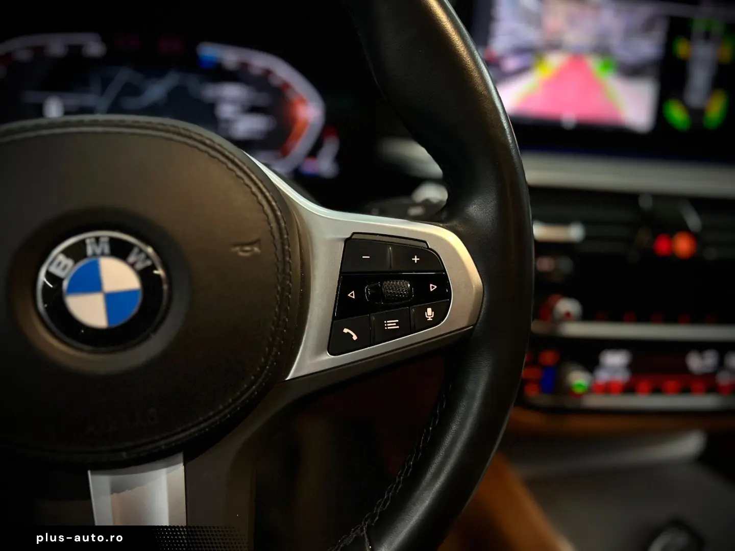 BMW 520d xDrive Luxury Line LASER LIVE-COCKPIT 1.HD
