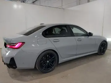 BMW 320d Limousine xDrive M Sport AHK HiFi STHZ LRHZ